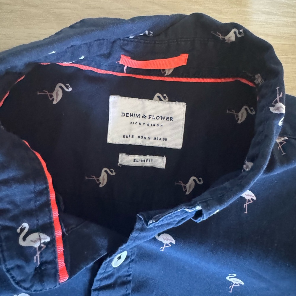 Flamingo button up - Picture 2 of 2